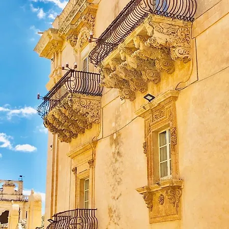 La Casa Del Barocco Guest house